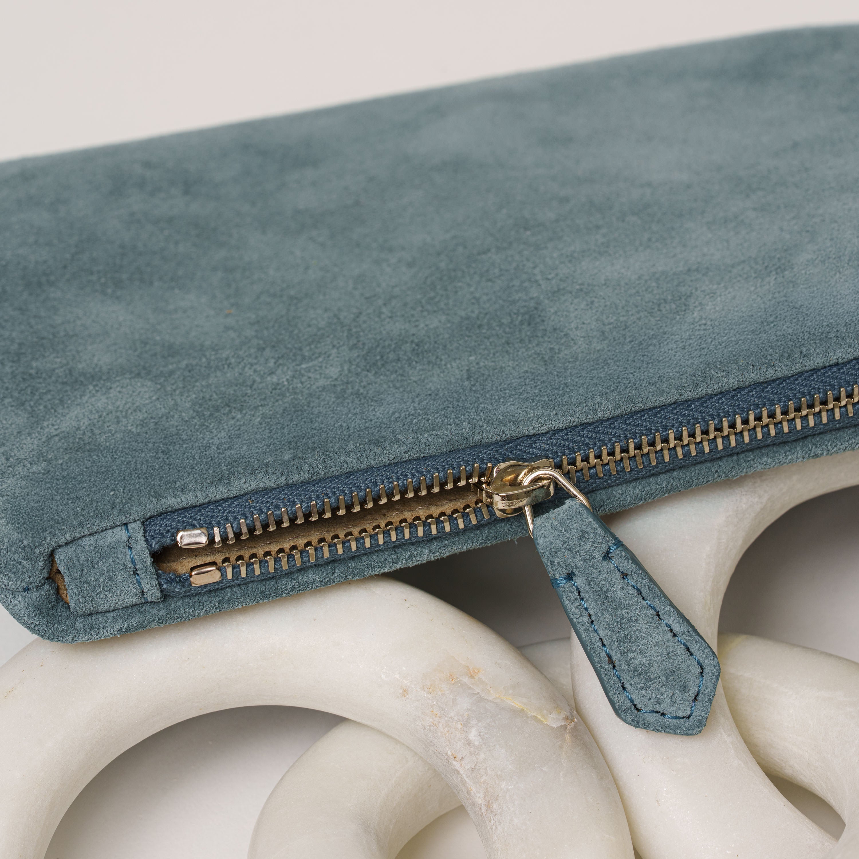 Small Suede Pouch in Pixie